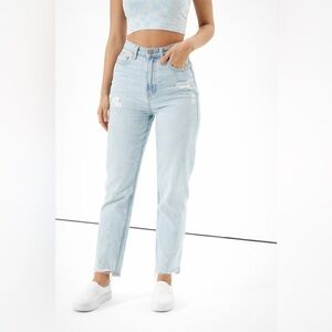 AE Highest Rise 90s Boyfriend Jeans Light Wash Distressed Size 4